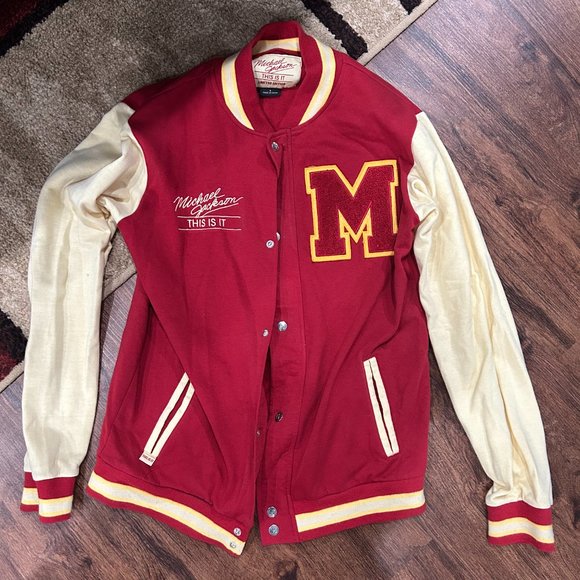 Michael Jackson Memorabilia - Picture 10 of 15